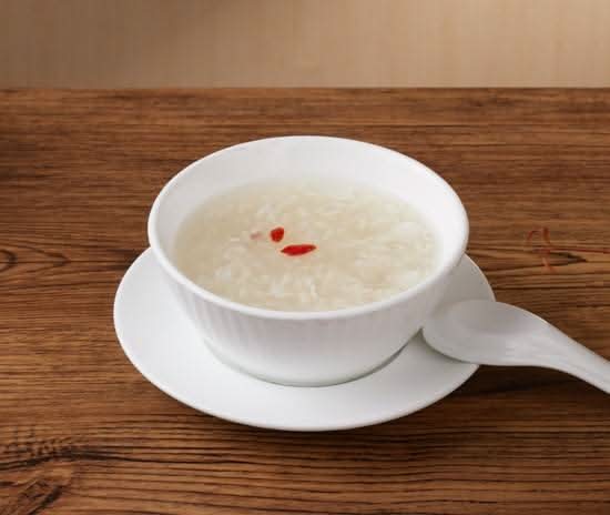 Glutinous Rice Balls in Sweet Fermented Rice 醪糟圆子